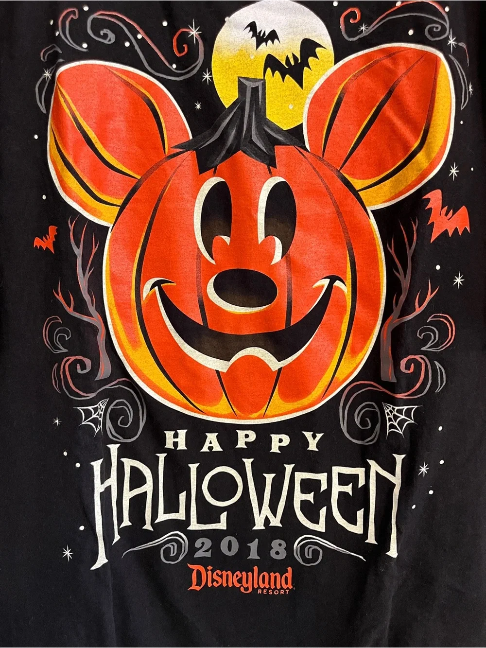 Men’s size 2XL Disney 2018 Disneyland Happy Halloween Tee Shirt